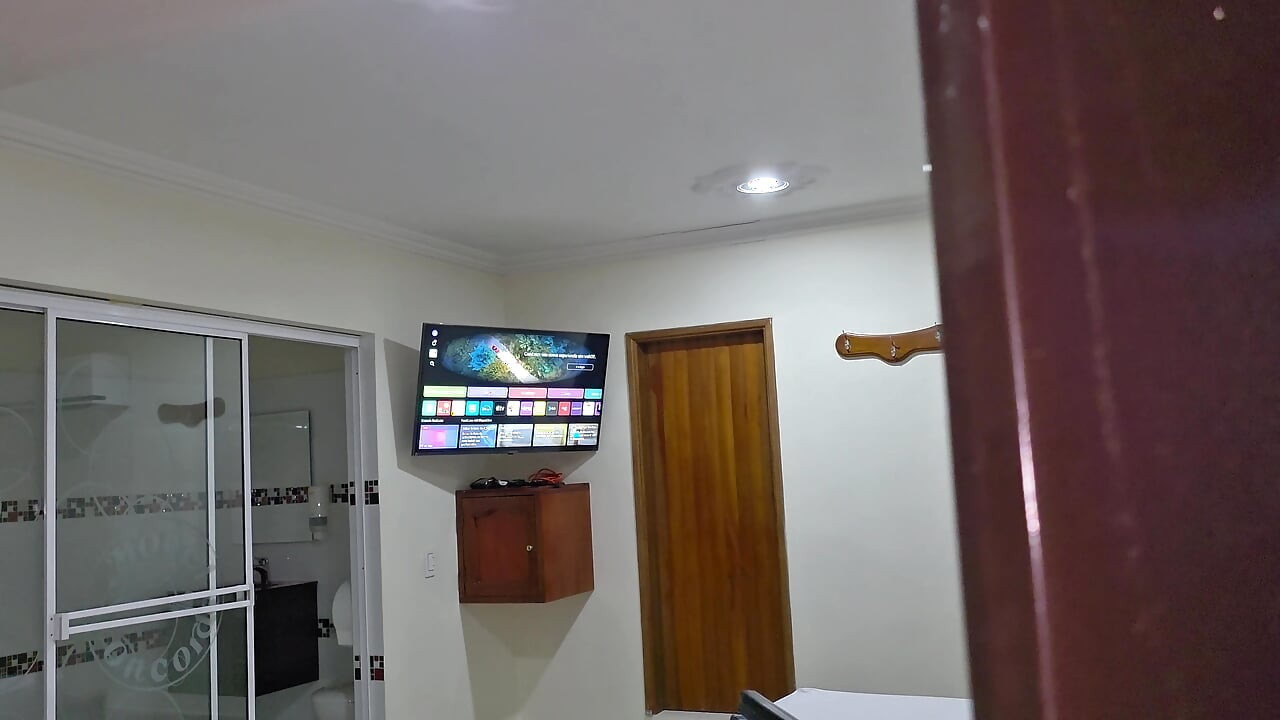 Hotel Maid did not resist and ended up failing her