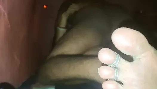 Üvey kız kardeşle sert seks porno videosu