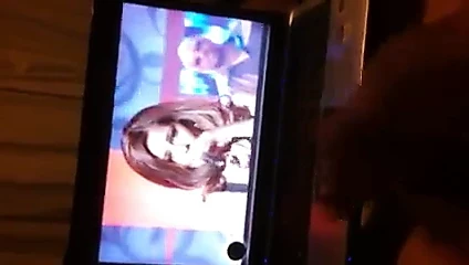 kızlar yüksek sesle