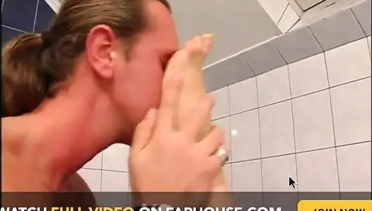 Pussy fucking foot fetish in the bathroom