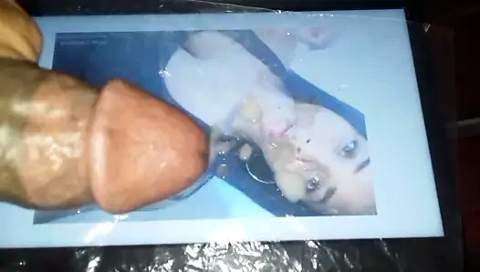 Lhesa'ya boşalıyor