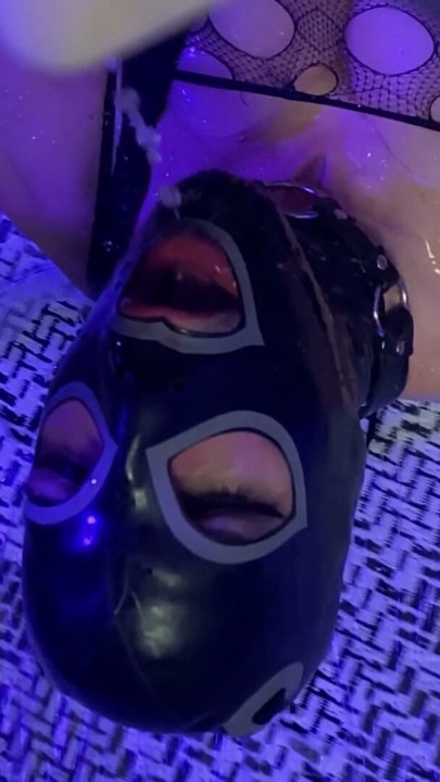 SISSY slut CUMS while PEGGING after GOLDEN SHOWER | Clip 1
