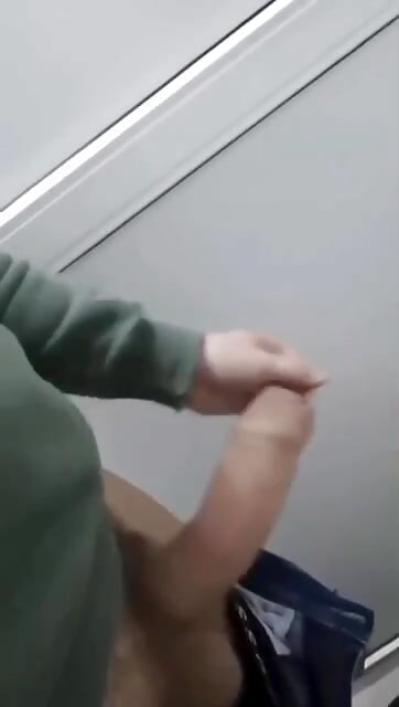 in der toilette und kommen