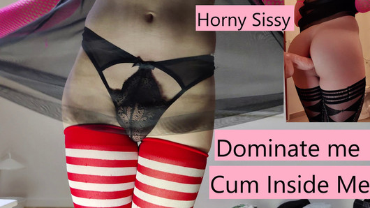 Sissy hat Spaß mit großem Dildo