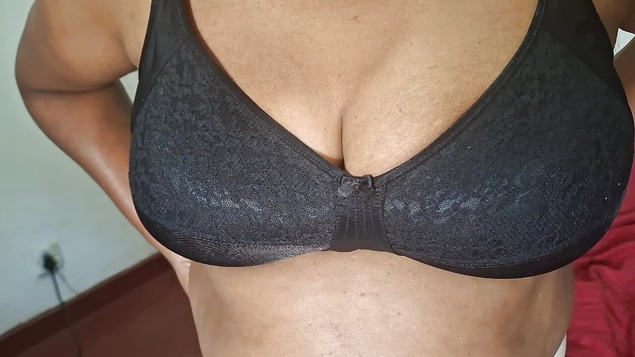 Village hot bhabhi ki chudai in Indian