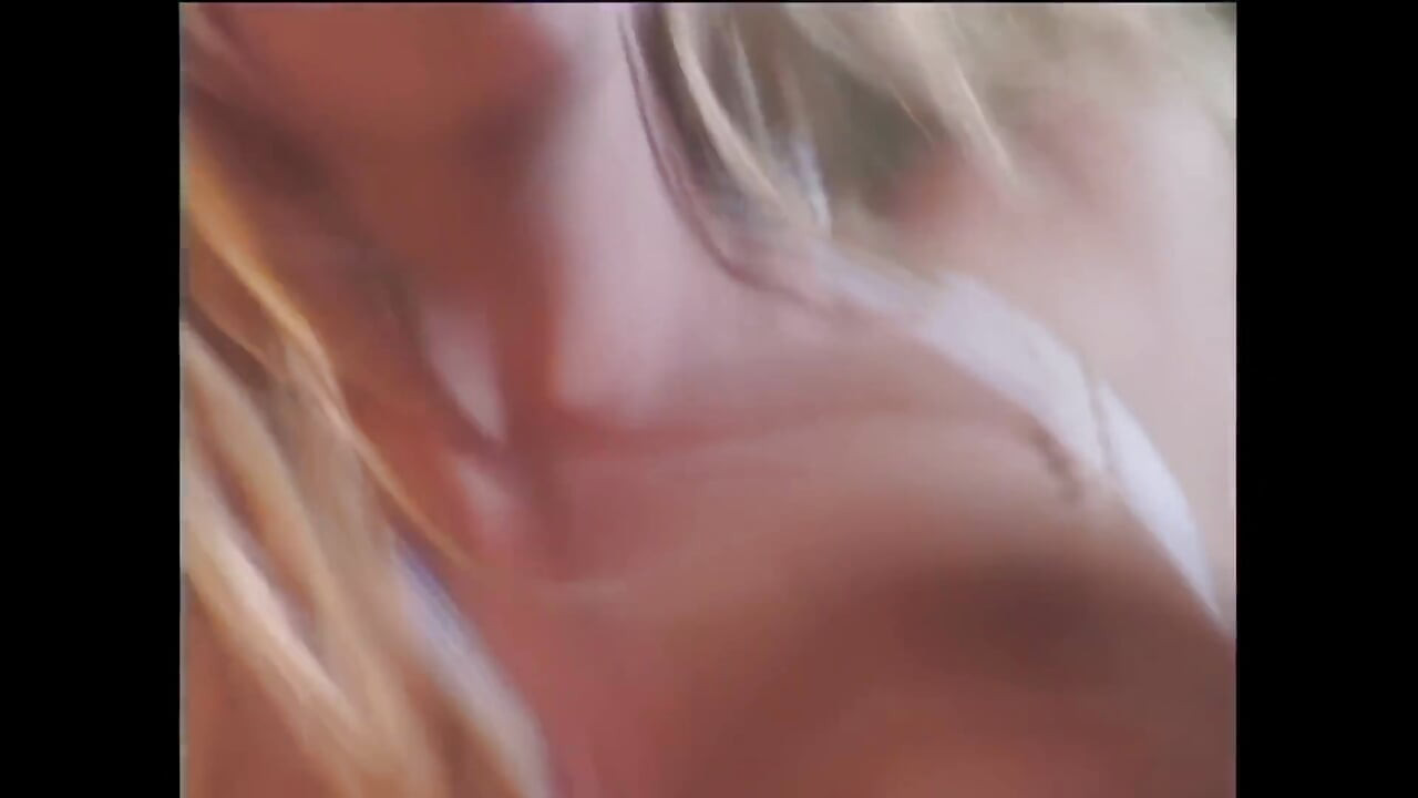 Brittney Skye: Mükemmel göğüslere sahip mutlak bir seks tanrıçası