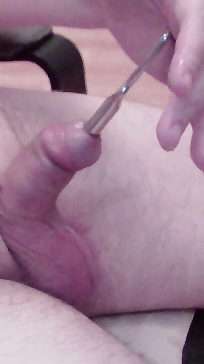 Extreme guyon cock sounding close up with cumshot
