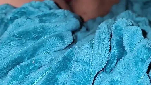 Playing with Latinamilf MILF Squirting Pussy