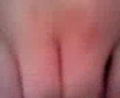 je me caresse