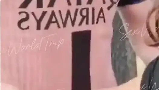 SexWorldTrip - я обожаю юную латину минет и трах в любительском видео - сосание туриста на улице (полное видео)