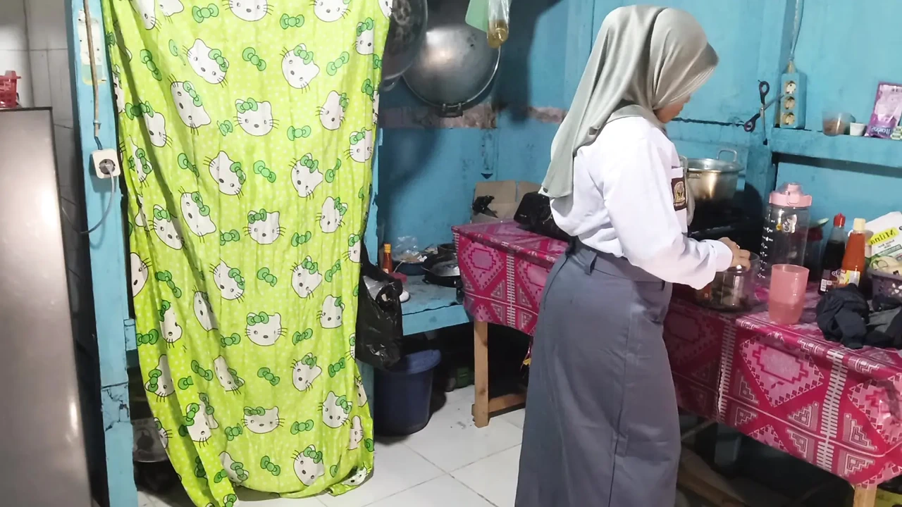 嫂子快要去上学了