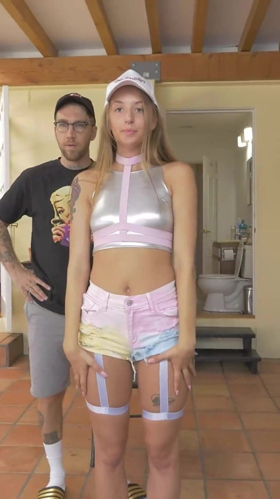 Stunning Avery Adair Begs to Get Fucked by Bryan Gozzling