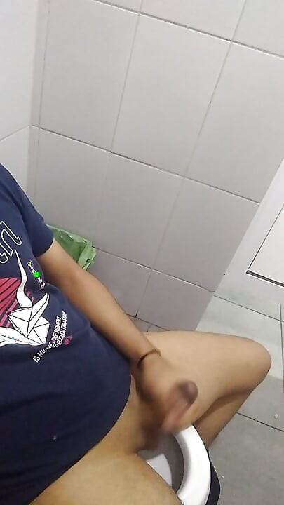 Dans un centre commercial