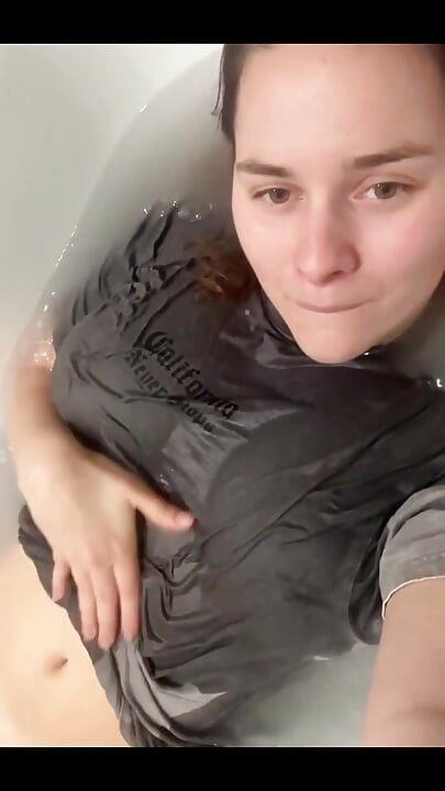 Sind Sie jemals voll angezogen in eine Badewanne gekommen?