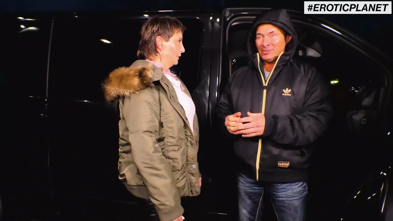 German couple loves fucking in the car