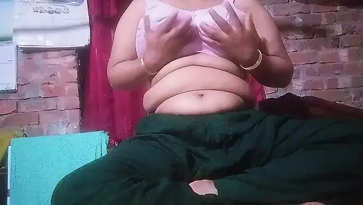 Desi attractive wife is moving her fingers very hard.