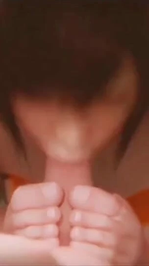 肮脏的女孩与无辜的男孩发生性关系 | 短片 1