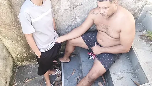 Sadakatsiz koca merdivenlerde % 100 anal