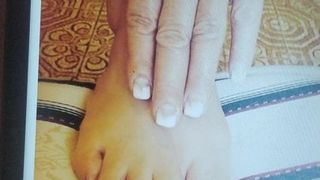 Cum on Sharon' feet and hand