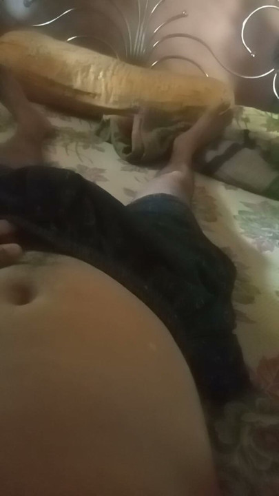 Hi I am Bengali boy Kolkata koi ladki hai mere sath sex karna chahte ho my profile What sApp