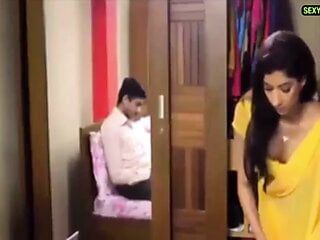 Одинокая индийская сестра занимается сексом с двоюродным братом