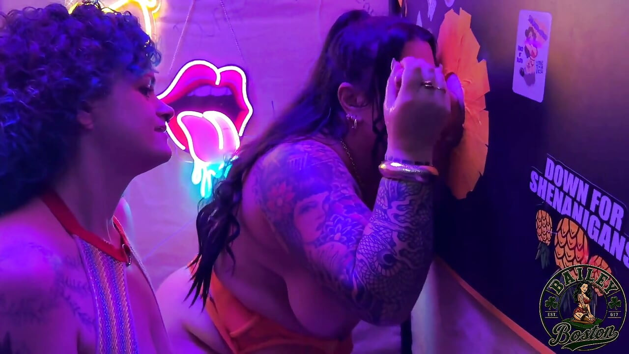 Bailey Boston & Kennedy Starling Share Bwc at Gloryhole