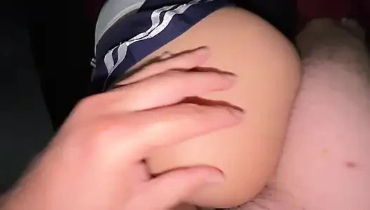 Latin kız öğrencinin ev yapımı anal videosu
