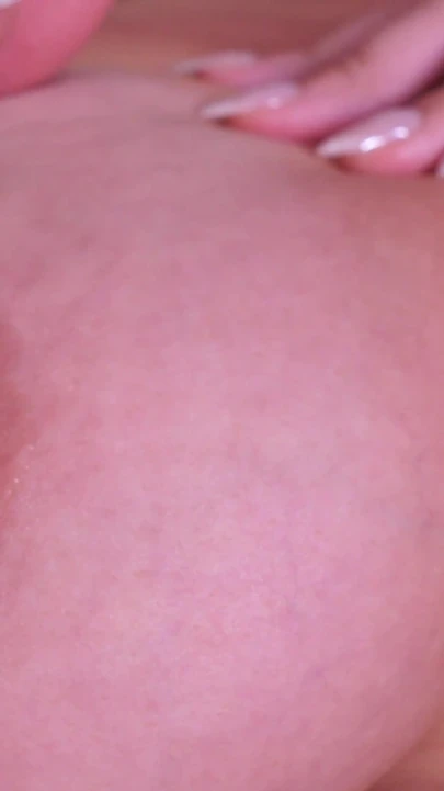 Giantess Punishes Nipple Slave 2