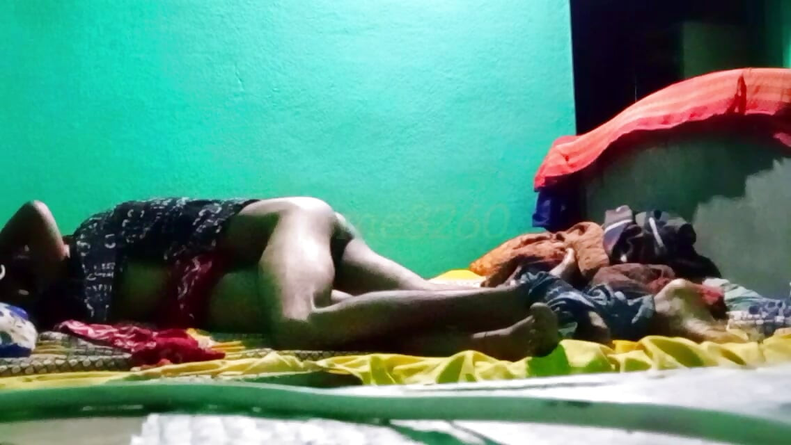 Bhabhi ki mast chudai gharme ghuske hard chudai