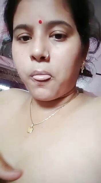Desi desraj hot bhabhi nahaya