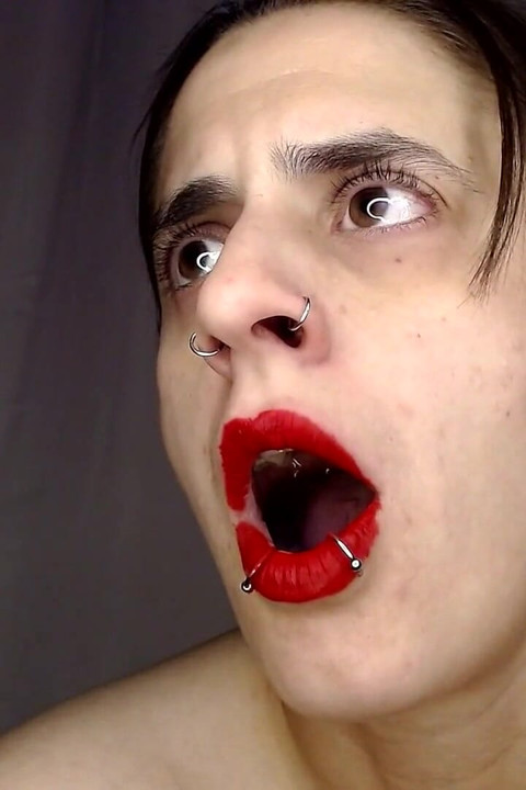 Blow up Doll Red Lipstick