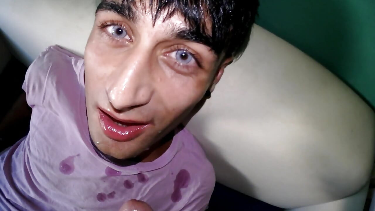 Straight Neighbor Wanna Cum on My Face