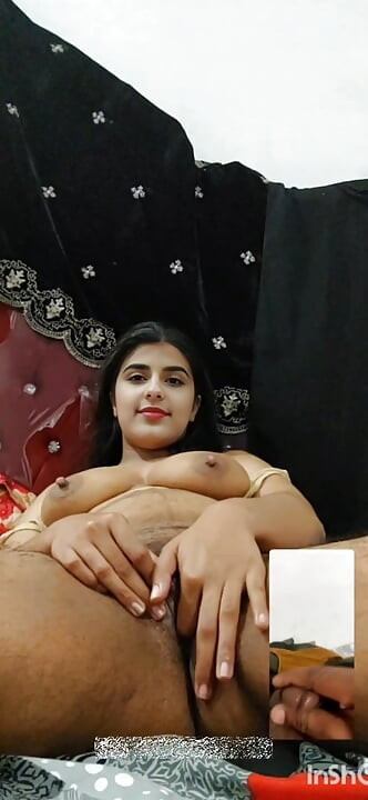 Cute teen girl Fingring for her bf on vodeo call live sex chat