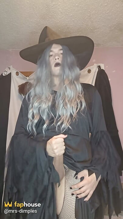 Witch Experiences One of the Great Old One's Blessings
