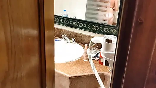 Risky Blowjob at Egypt Hotel Balkony and Shower After Cum in Mouth