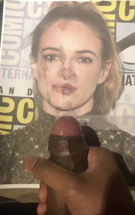 Danielle panabaker cumtribute caitlin snow