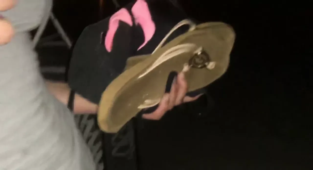 AMATEUR SEXY MILF SUCK & FUCK BBC AT THE NIGHT BEACH