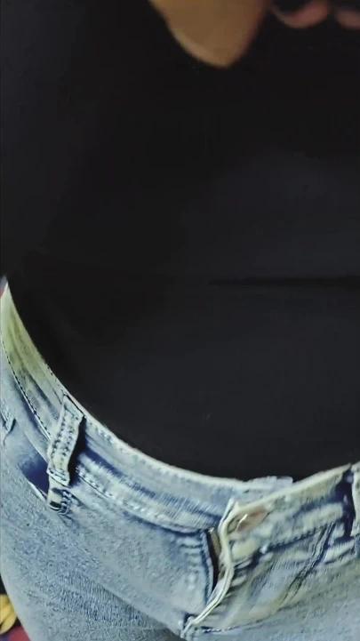 早上没人在家的时候狠操我的继妹