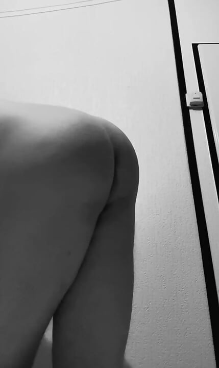 Slut body in black and white mmm