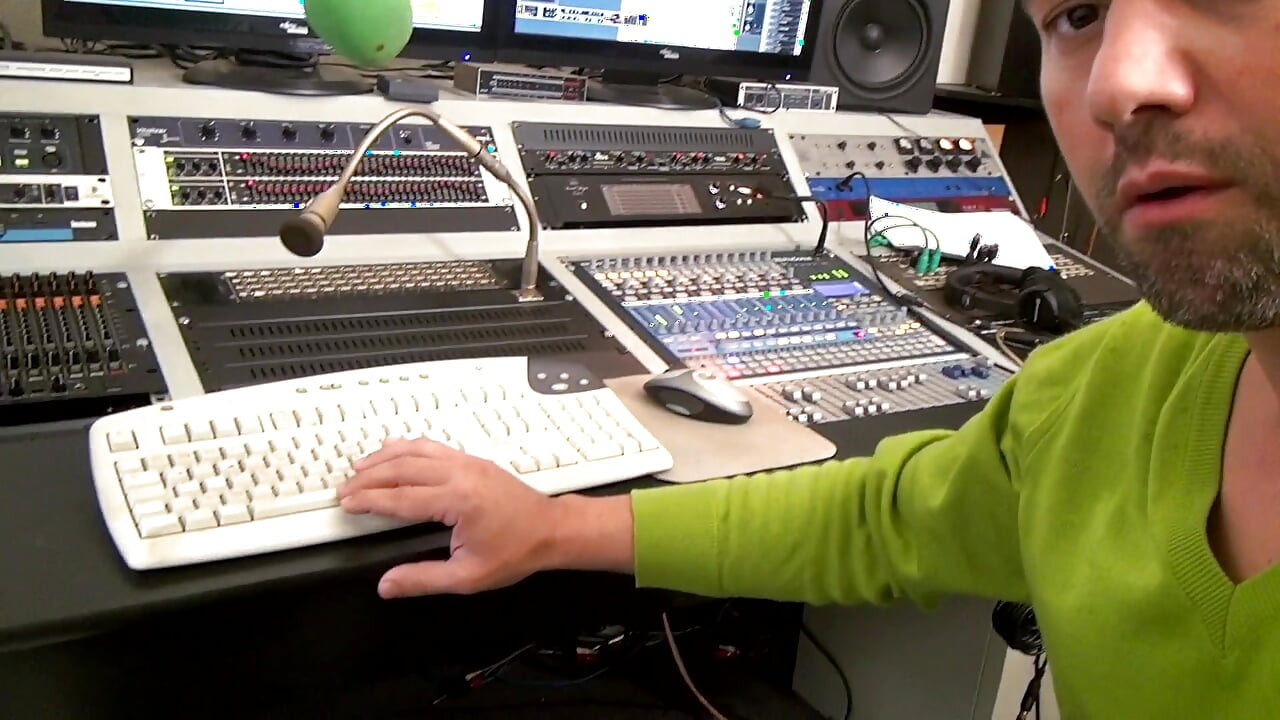 Blonde MILF licks & pegs dudes asshole in the radio studio and gets for him ass fuck