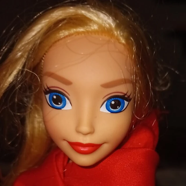 Me jerking off and cumming on my supergirl doll
