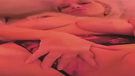 Anda perlu ini. Siap muncrat untuk ibu tiri? Close up dan Cum Control.