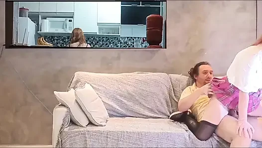 İkisini de sikiyorum