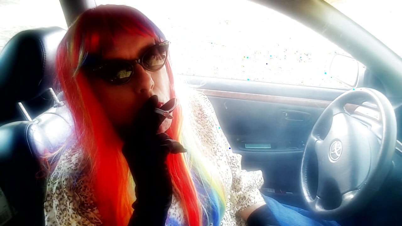 120'lerin sigara içmesini seviyorum... SIGARA IÇMEMI IZLEMENI VE SONRA IŞINI YAPMANı SEVIYORUM