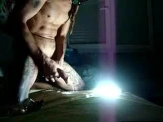 BUENA CORRIDA EN PLATO ATADO COMO UN PERRO