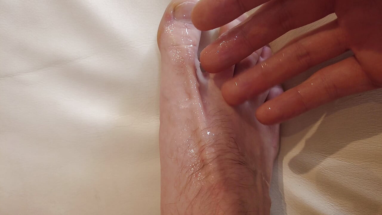 How do you like my feet?