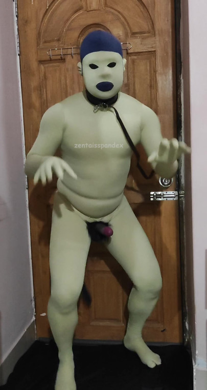 Porn Monkey Mask penis fuck