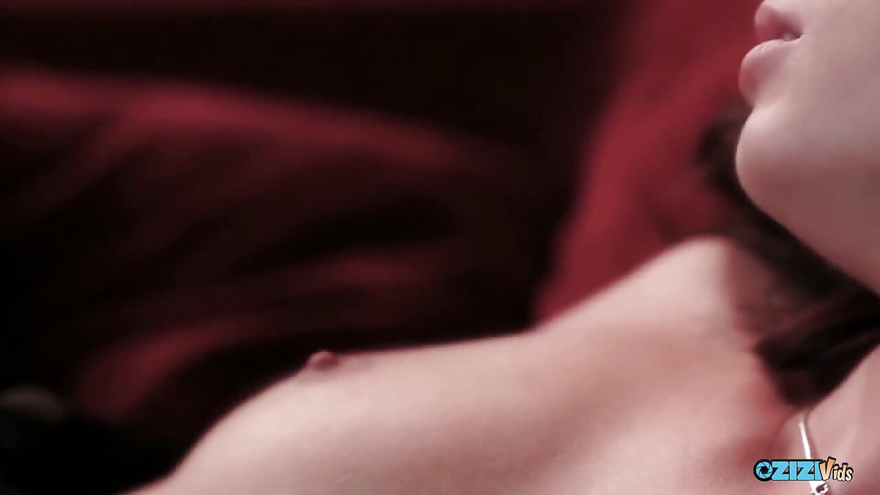 A Cheeky Piercing on a Lesbian Can Spice up the Bed Tango a Surprising Amount