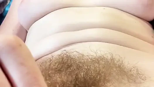 Behaarte Muschi Im Himmel, Während Ich Meinen Schönen Busch Ficke Und Möse!