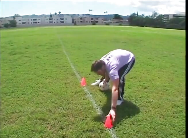 เลสเบี้ยนนมใหญ่เลียหีควยใหญ่, เย็ดตูดปาร์ตี้เย็ดหมู่สามคน